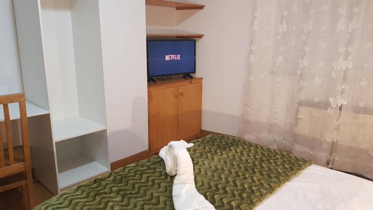 Apartamentos Shalom Ribadeo Eksteriør bilde
